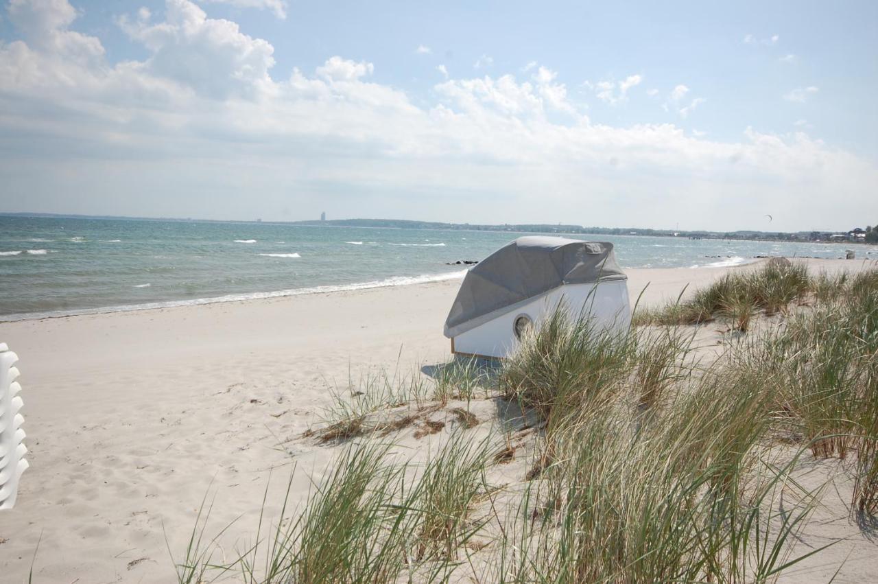 Schlafstrandkorb Nr. 3 Sierksdorf Luaran gambar